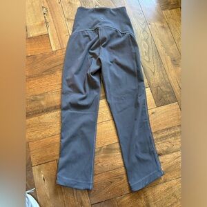 Lululemon dark gray/black size 4 leggings like new